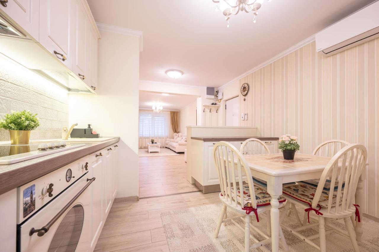 Dragos Flat Oradea Exterior foto